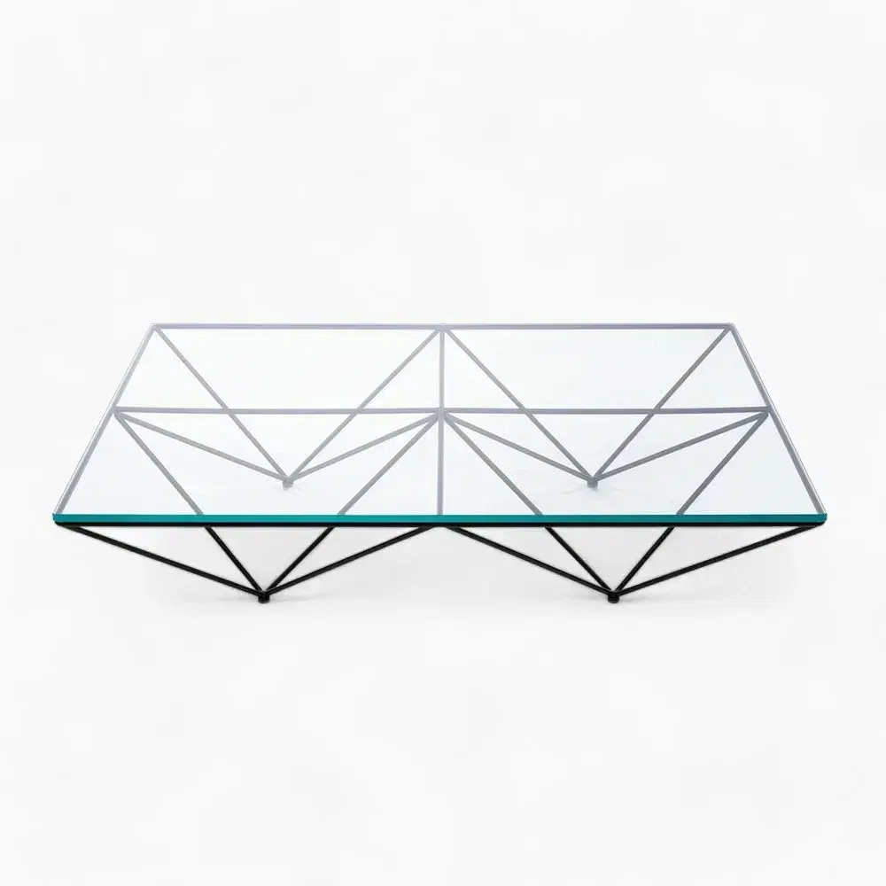 Alanda 18 Table Replica