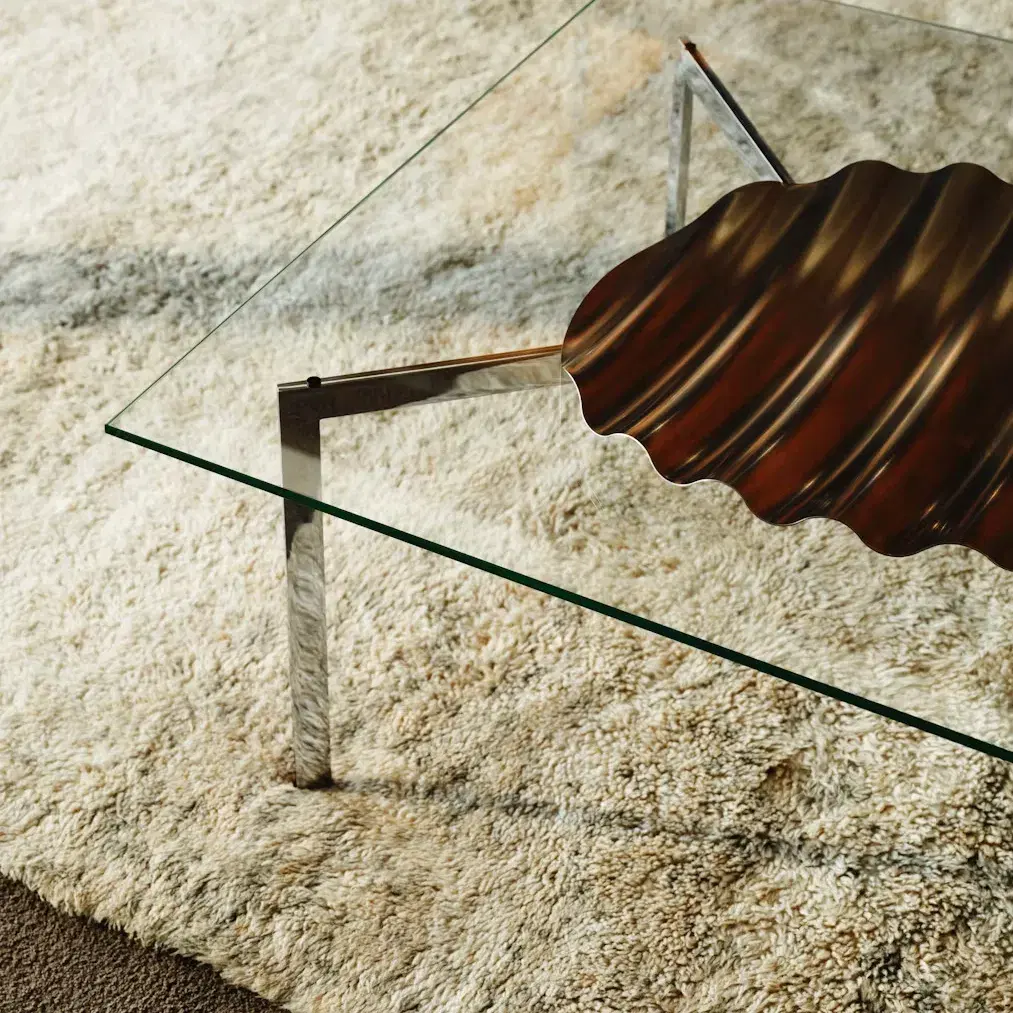 Barcelona Table Replica - View 11