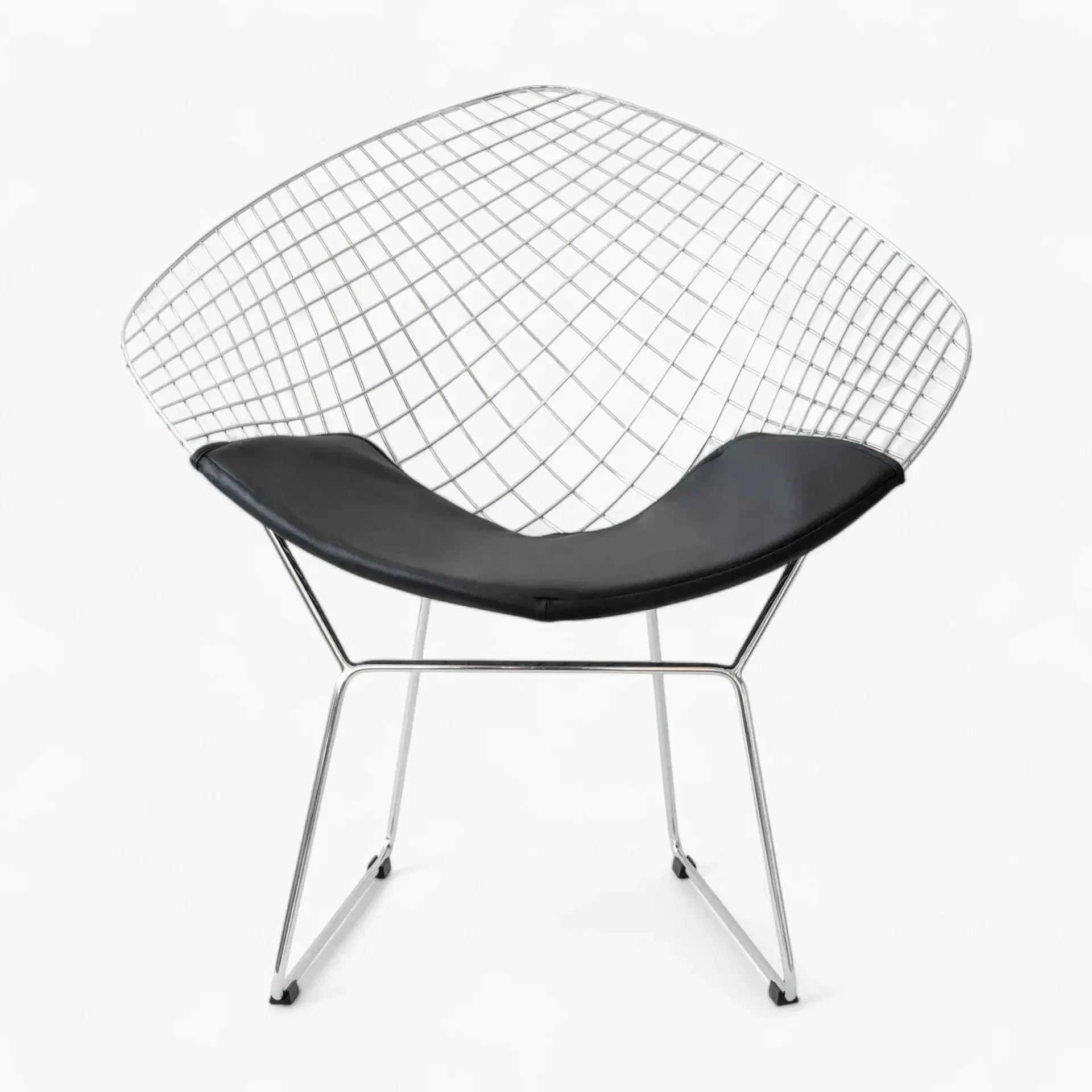 Bertoia Diamond Chair Replica - View 1