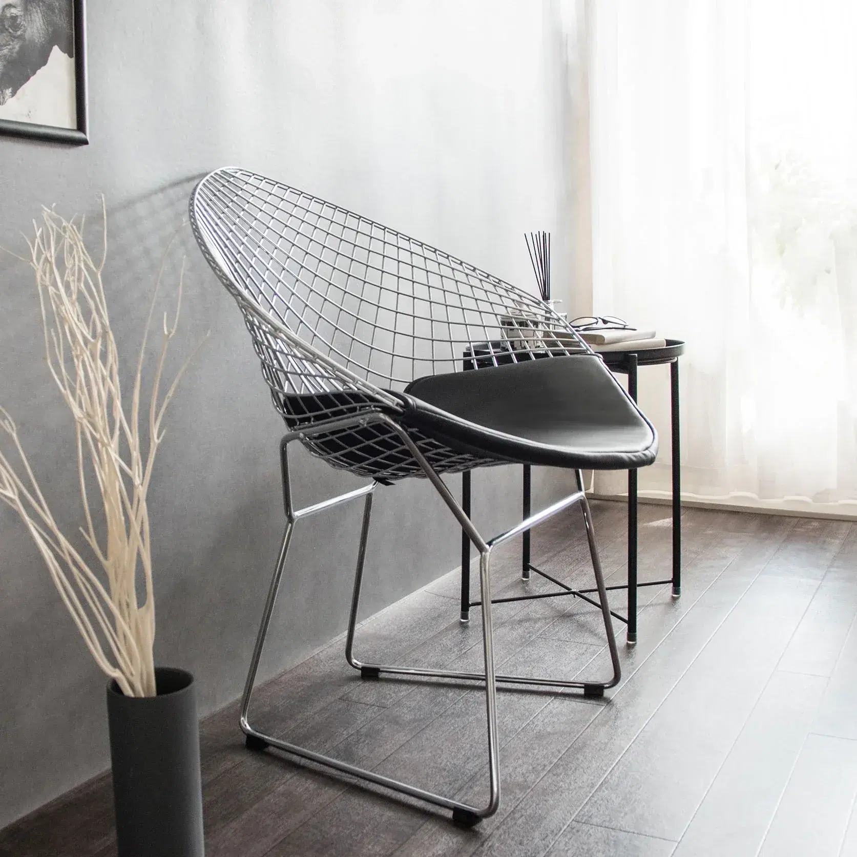 Bertoia Diamond Chair Replica - View 8