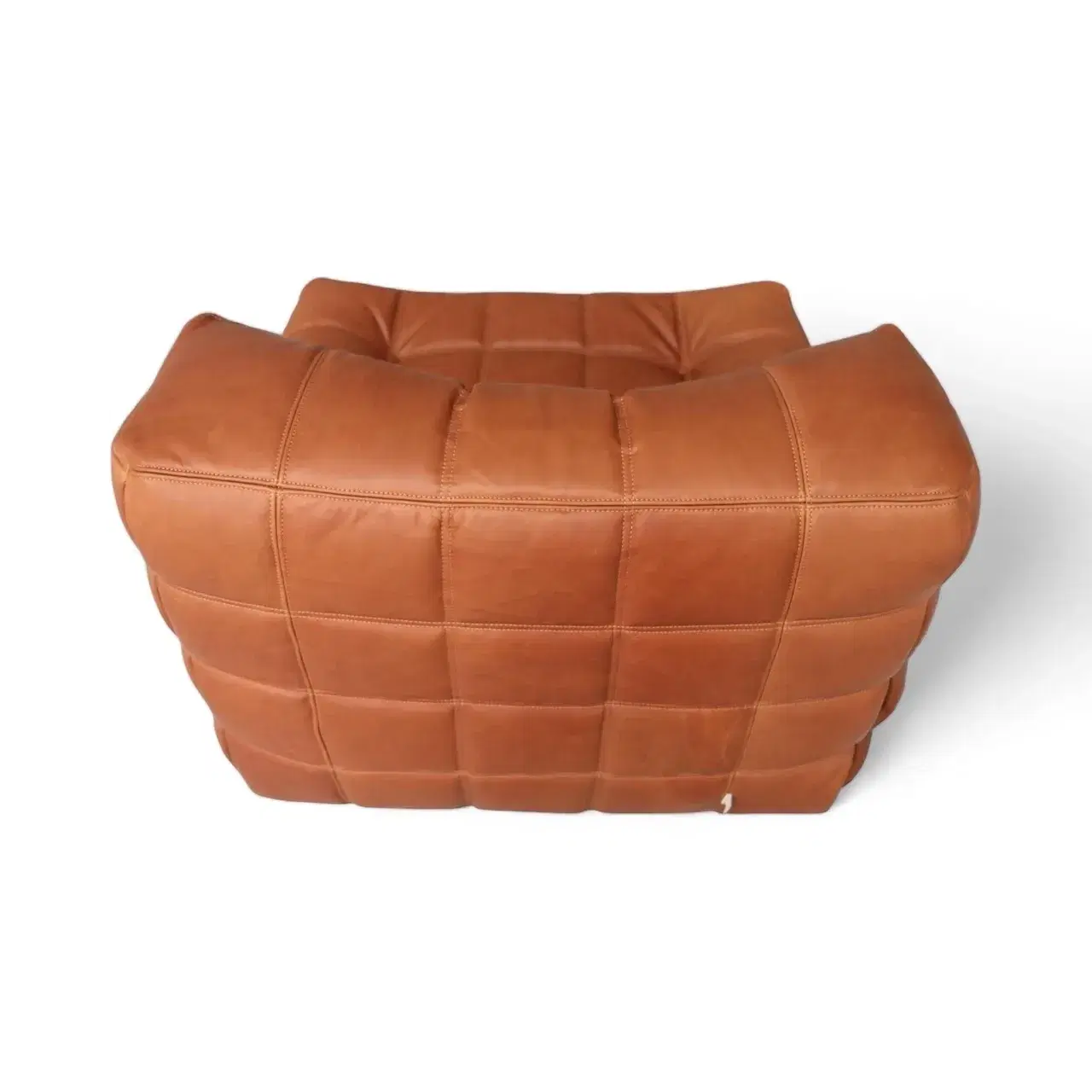 Kashima Lounge Chair Replica - View 4