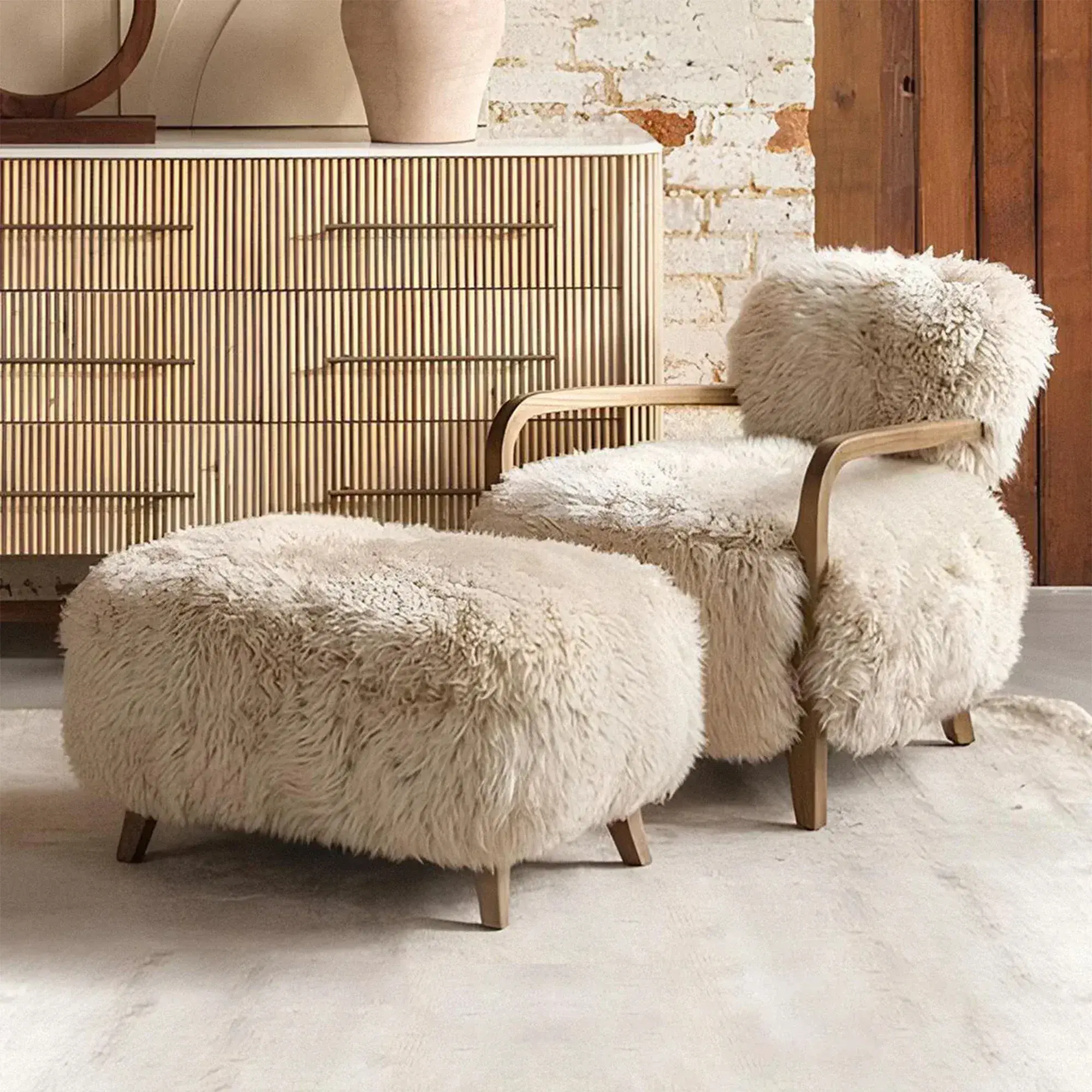 Yeti Sheepskin Armchair and Ottoman Replica - View 14